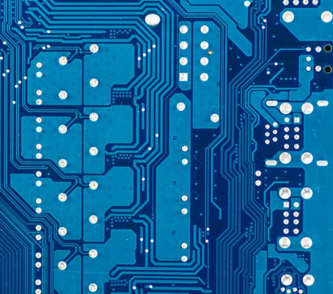 hdi板與普通pcb的區(qū)別，hdi板和通孔板區(qū)別？