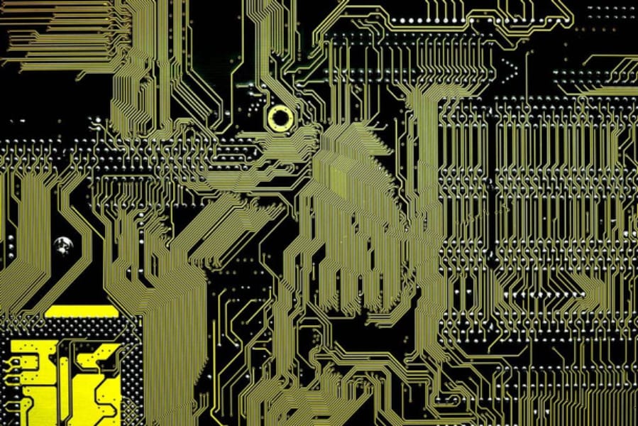 pcb焊盤是綠色的嗎？pcb板焊盤怎么是綠色？